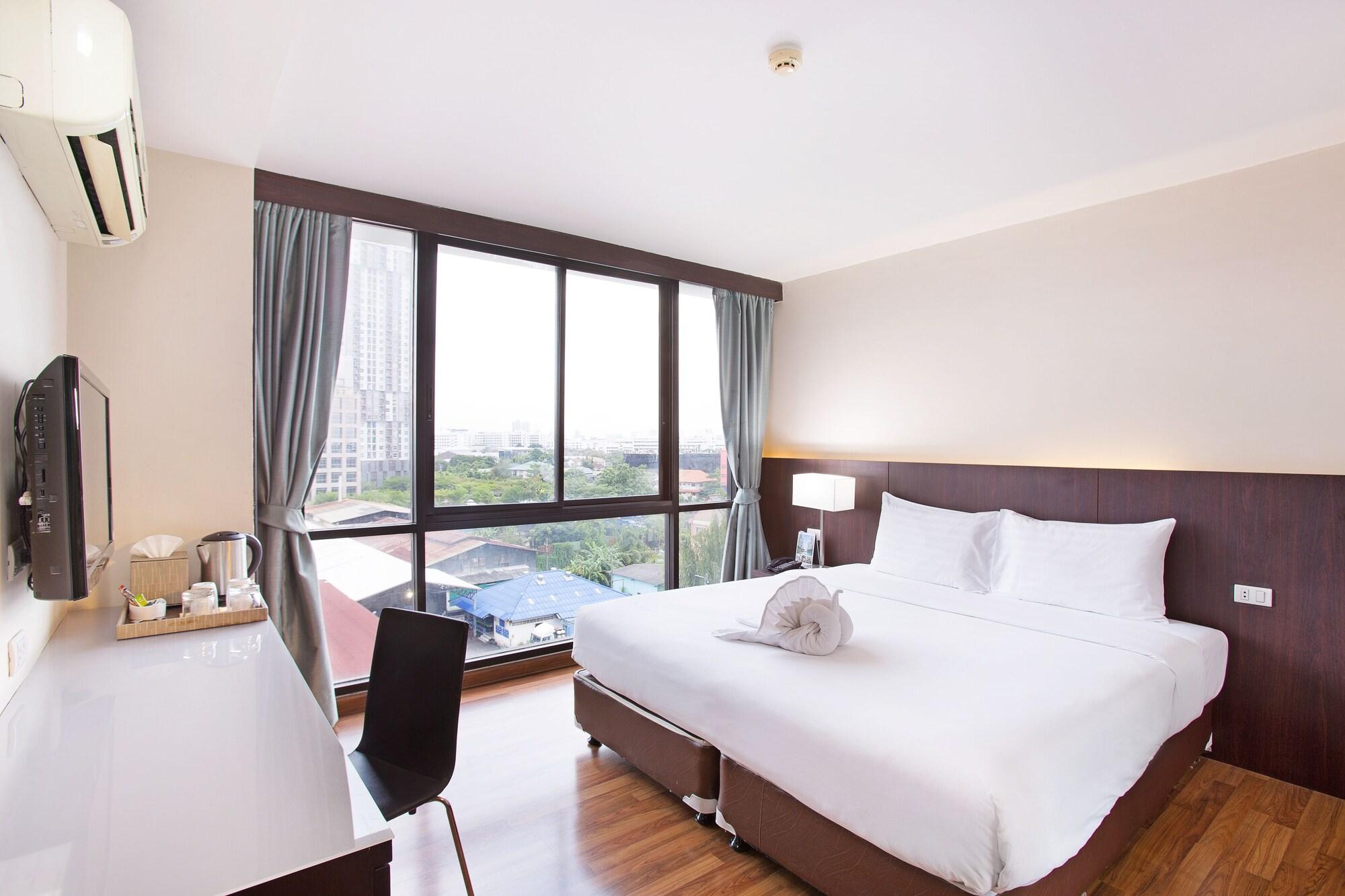 Mida Hotel Ngamwongwan - Sha Plus Nonthaburi Extérieur photo