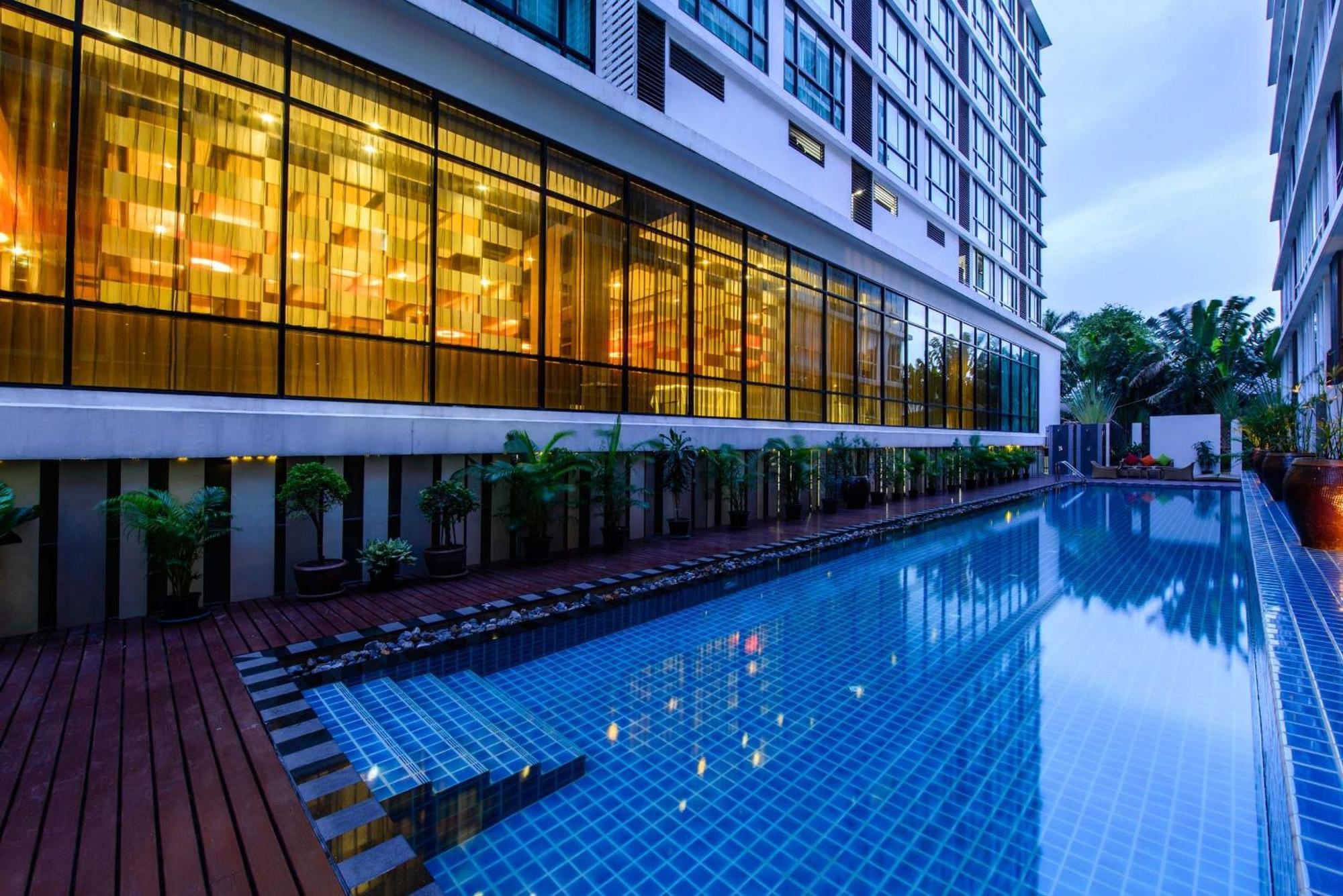Mida Hotel Ngamwongwan - Sha Plus Nonthaburi Extérieur photo